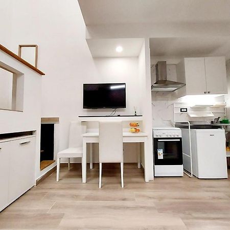 Mi Casa Es Tu Casa Apartment Napoli Ngoại thất bức ảnh